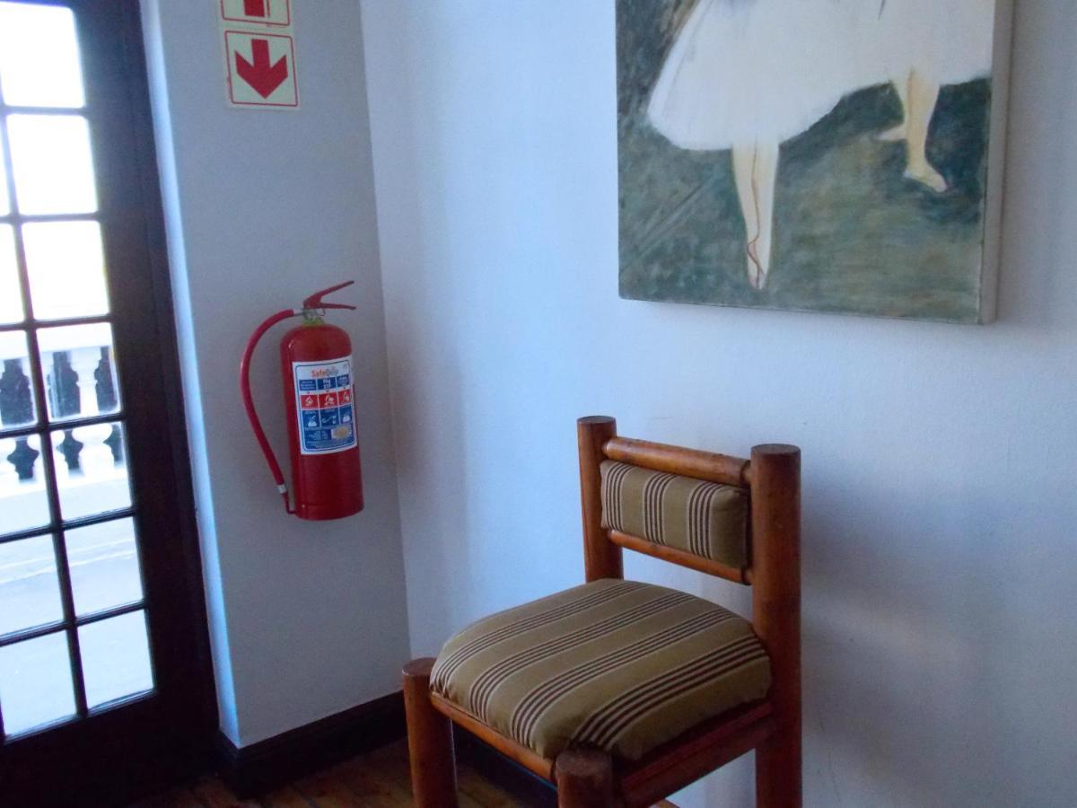 Хостел Trap Houz Backpackers Кейптаун Экстерьер фото
