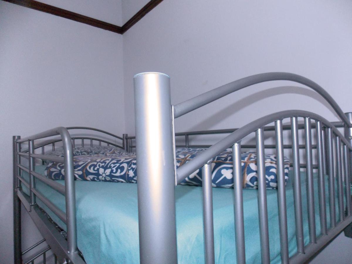 Хостел Trap Houz Backpackers Кейптаун Экстерьер фото